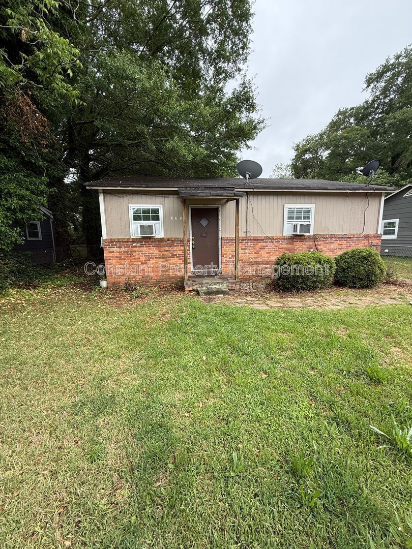 2 Bedroom Rental – 1110 Dewey Street, Griffin, GA, 30223